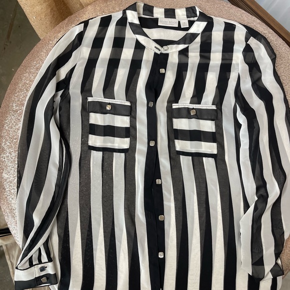 *CLEARANCE* BISOU BISOU black and white stripe sheer blouse - Picture 5 of 10